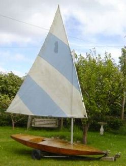 sailskiff
Keywords: sailskiff