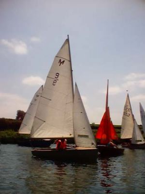 CVRDA Rally at Bristol Avon S.C. 2002
Keywords: bristol-avon events2002