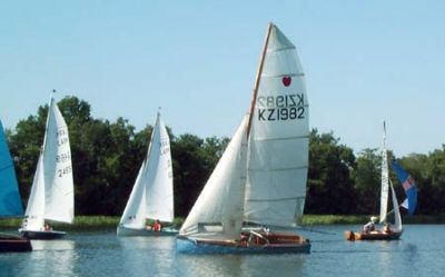 CVRDA Rally at Frensham Pond S.C. 2003
Keywords: frensham-pond events2003