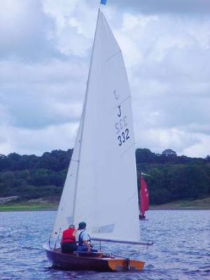 CVRDA Rally at Roadford S.C. 2003
I do believe he is getting the hang of it!
Keywords: roadford events2003