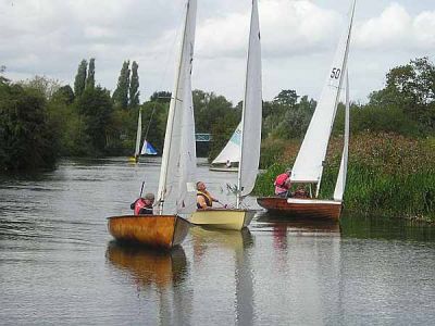 leaders
Keywords: chippenham events2004