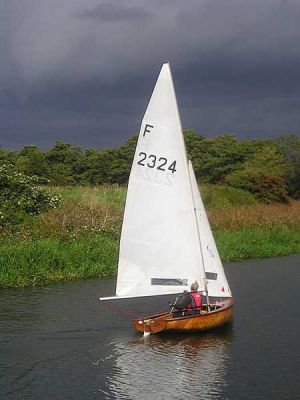 storm clouds
Keywords: chippenham events2004