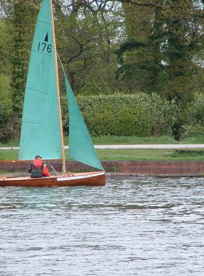 CVRDA Rally at Shearwater 2004
CVRDA rally atShearwater Sailing Club May 2004
Keywords: events2004 shearwater