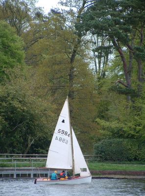 CVRDA Rally at Shearwater 2004
CVRDA rally atShearwater Sailing Club May 2004
Keywords: events2004 shearwater
