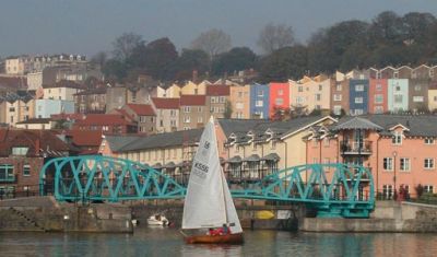 CVRDA Rally at Baltic Wharf S.C. 2005
cvrda Baltic Wharf Sailing Club 2005
Keywords: baltic-wharf events2005