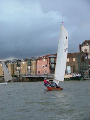 CVRDA Rally at Baltic Wharf November S.C. 2006
Keywords: baltic-wharf events2006