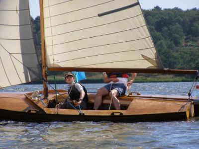 CVRDA Rally at Frensham Pond S.C. 2006
Keywords: frensham-pond events2006