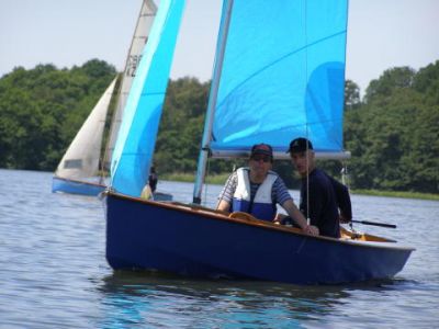 CVRDA Rally at Frensham Pond S.C. 2006
Keywords: frensham-pond events2006