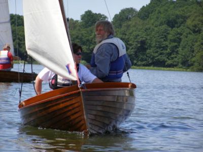 CVRDA Rally at Frensham Pond S.C. 2006
Keywords: frensham-pond events2006