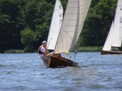 CVRDA Rally at Frensham Pond S.C. 2006
Keywords: frensham-pond events2006