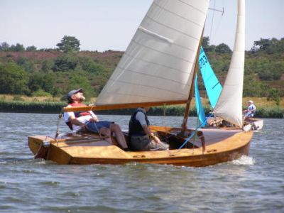 CVRDA Rally at Frensham Pond S.C. 2006
Keywords: frensham-pond events2006