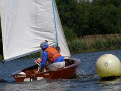 CVRDA Rally at Frensham Pond S.C. 2006
Keywords: frensham-pond events2006