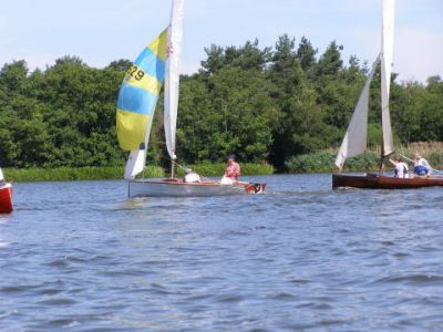 CVRDA Rally at Frensham Pond S.C. 2006
Keywords: frensham-pond events2006