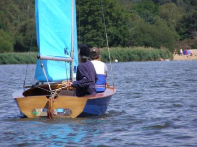 CVRDA Rally at Frensham Pond S.C. 2006
Keywords: frensham-pond events2006