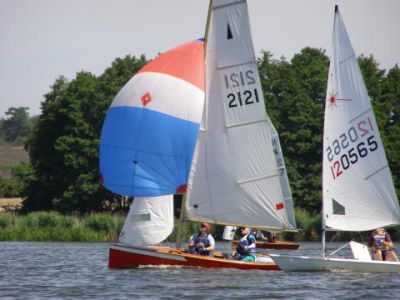 CVRDA Rally at Frensham Pond S.C. 2006
Keywords: frensham-pond events2006