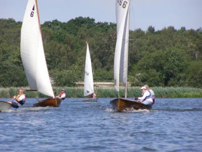 CVRDA Rally at Frensham Pond S.C. 2006
Keywords: frensham-pond events2006