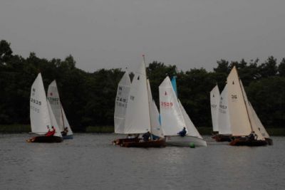 CVRDA Rally at Frensham Pond S.C. 2007
Keywords: frensham-pond events2007