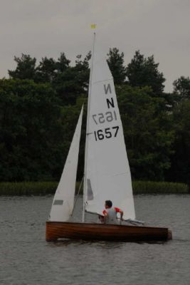 CVRDA Rally at Frensham Pond S.C. 2007
Keywords: frensham-pond events2007