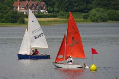 CVRDA Rally at Bough Beech 2009
CVRDA rally at Bough Beech Sailing Club June 2009
Keywords: bough-beech events2009