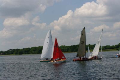 CVRDA Rally at Bough Beech 2009
CVRDA rally at Bough Beech Sailing Club June 2009
Keywords: bough-beech events2009