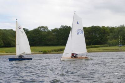 CVRDA Rally at Bough Beech 2010
CVRDA rally at Bough Beech Sailing Club June 2010
Keywords: bough-beech cvrda events2010