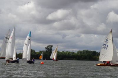 CVRDA National Rally at Hunts 2016
CVRDA national rally at Hunts Sailing Club August 2016
Keywords: hunts events2016