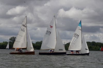 CVRDA National Rally at Hunts 2016
CVRDA national rally at Hunts Sailing Club August 2016
Keywords: hunts events2016