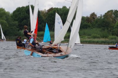 CVRDA National Rally at Hunts 2016
CVRDA national rally at Hunts Sailing Club August 2016
Keywords: hunts events2016