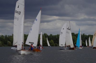 CVRDA National Rally at Hunts 2016
CVRDA national rally at Hunts Sailing Club August 2016
Keywords: hunts events2016