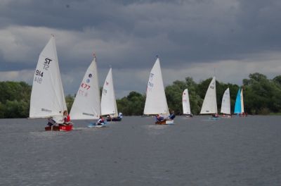 CVRDA National Rally at Hunts 2016
CVRDA national rally at Hunts Sailing Club August 2016
Keywords: hunts events2016