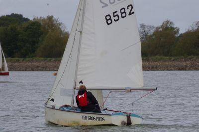 CVRDA Rally at Banbury Sailing Club Sept 2017
CVRDA Rally at Banbury Sailing Club Sept 2017
Keywords: banbury events2017