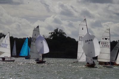 CVRDA Rally at Banbury Sailing Club Sept 2017
CVRDA Rally at Banbury Sailing Club Sept 2017
Keywords: banbury events2017